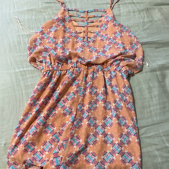 Romper - Picture 2 of 3